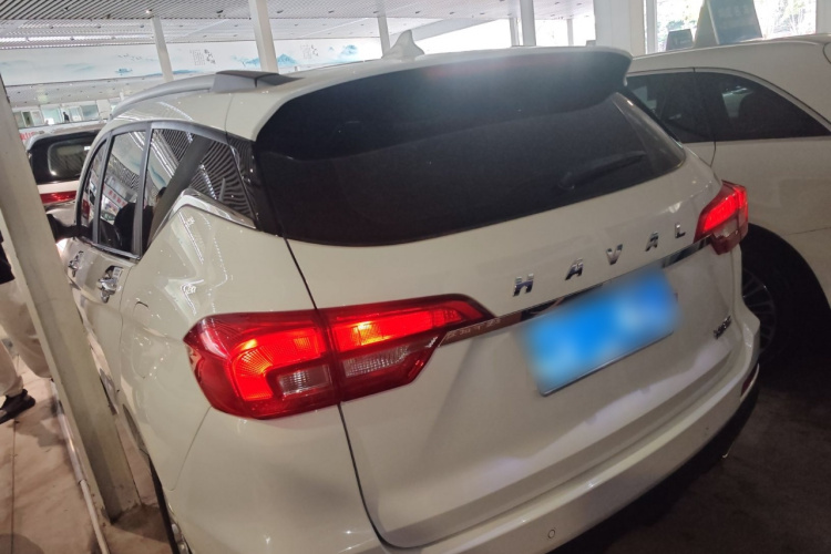 Haval M6 2020 #7 Haval M6 2020 car image #7