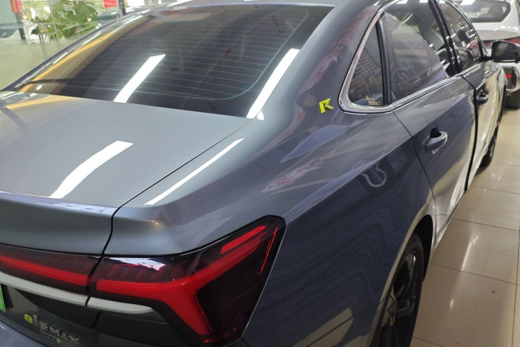 Roewe i6 MAX New Energy 2022 imagen de coche #7