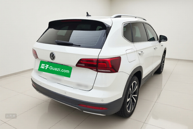Volkswagen Tharu 2020 car image #7