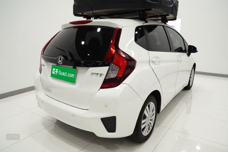 Honda Fit 2017 صورة سيارة #7