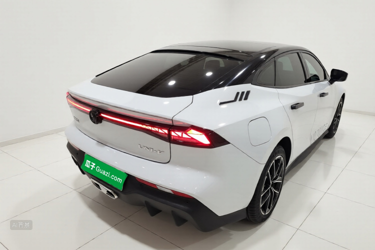 Changan UNI-V iDD 2024 car image #7