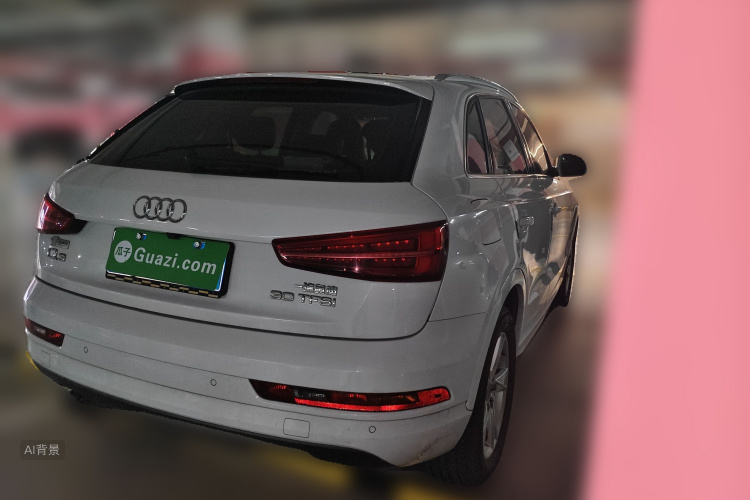 Audi Q3 2018 car image #7