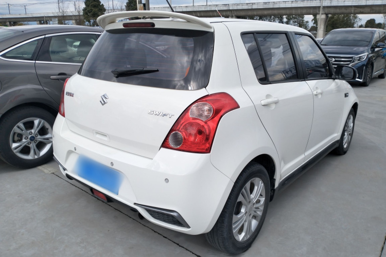 铃木 雨燕 2018 汽车图片 #7