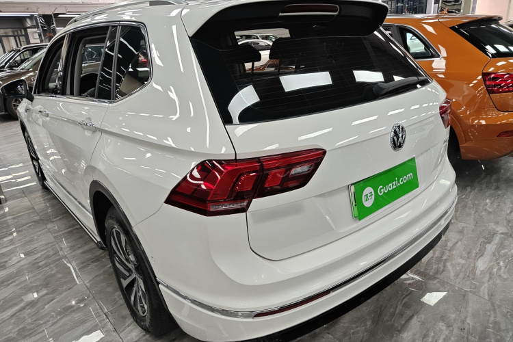 Volkswagen Tiguan L New Energy 2021 imagen de coche #7