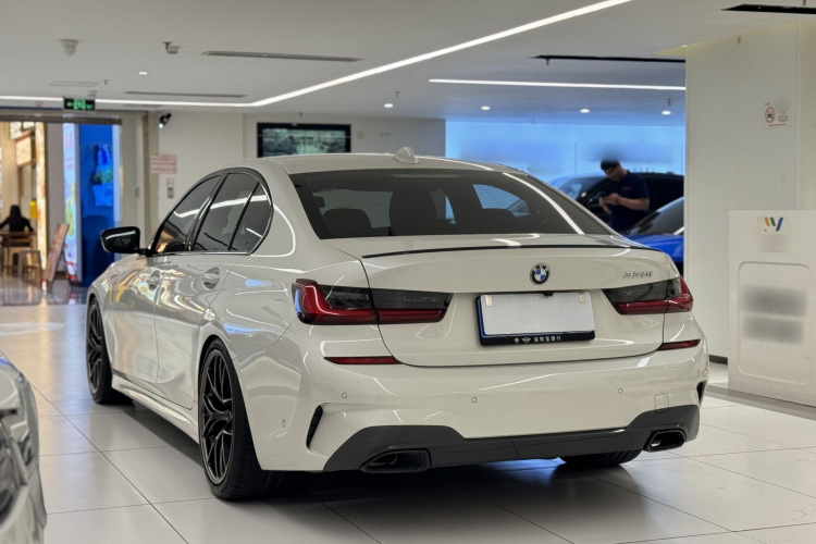 BMW 3 Series 2022 car image #7