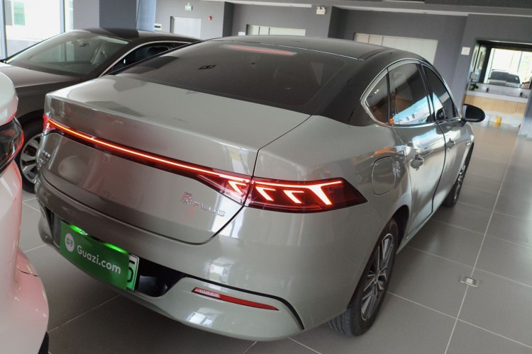 BYD Qin Plus 2023 imagem de carro #7