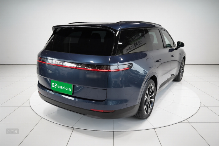 Lynk & Co 900 2025 car image #7