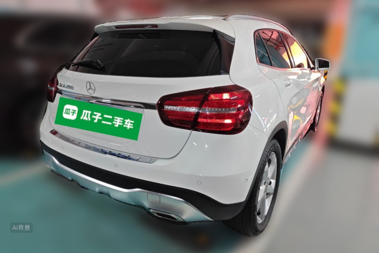 Mercedes-Benz GLA Class 2019 immagine di auto #7