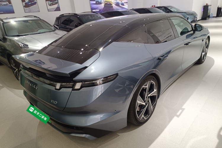Lynk & Co 2024 #7 Lynk & Co 2024 car image #7