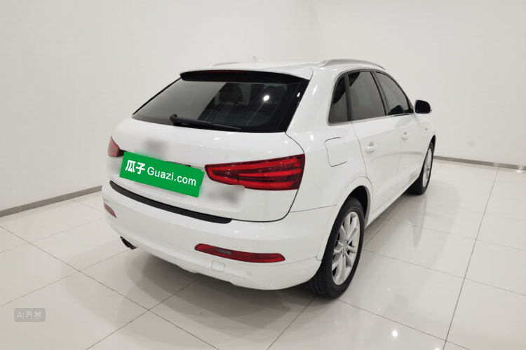 Audi Q3 2016 car image #7