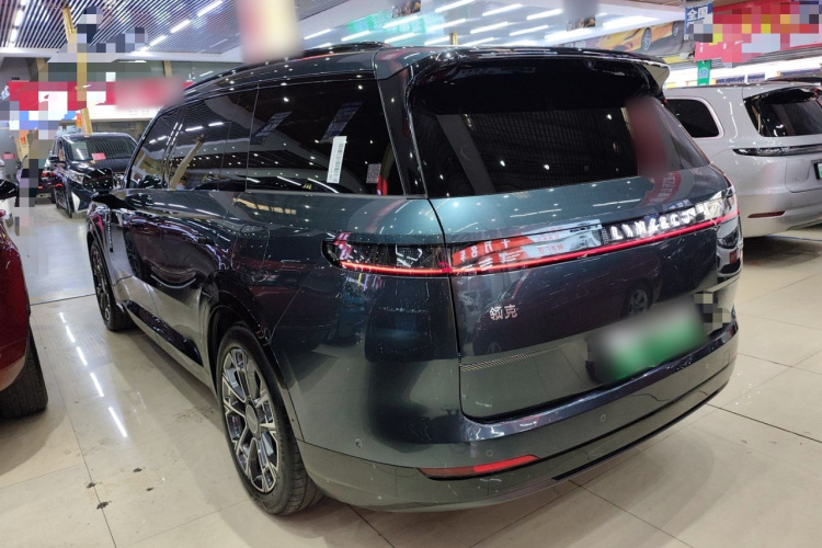 Lynk & Co 900 2025 #7 Lynk & Co 900 2025 car image #7