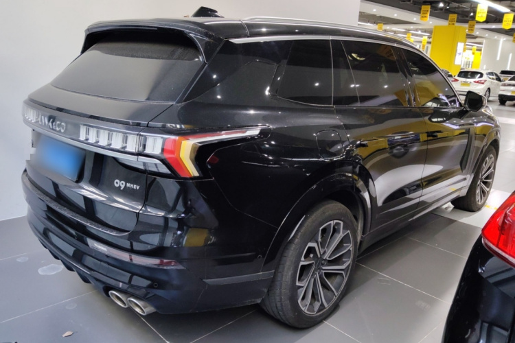 Lynk & Co 09 2024 car image #7