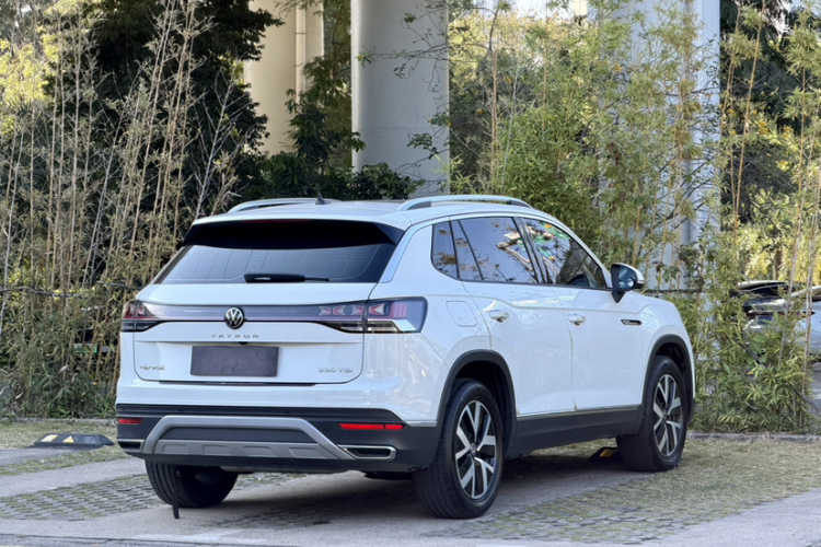 Volkswagen Tayron 2023 immagine di auto #7