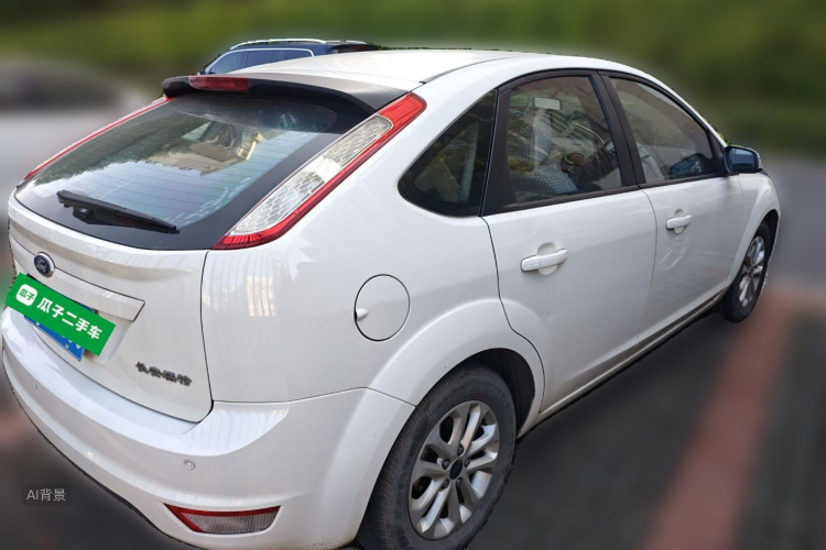 Ford Focus 2014 car image #7