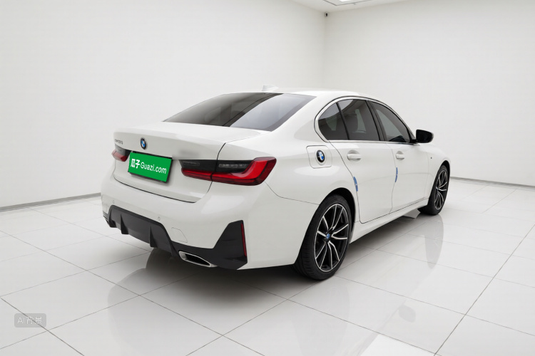 BMW 3 Series 2023 #7 BMW 3 Series 2023 car image #7