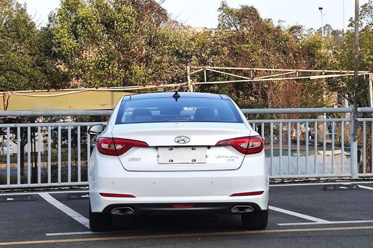 Hyundai Sonata 2015 car image #7