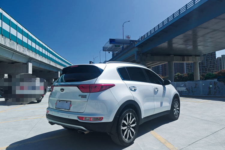 Kia KX5 2017 صورة سيارة #7