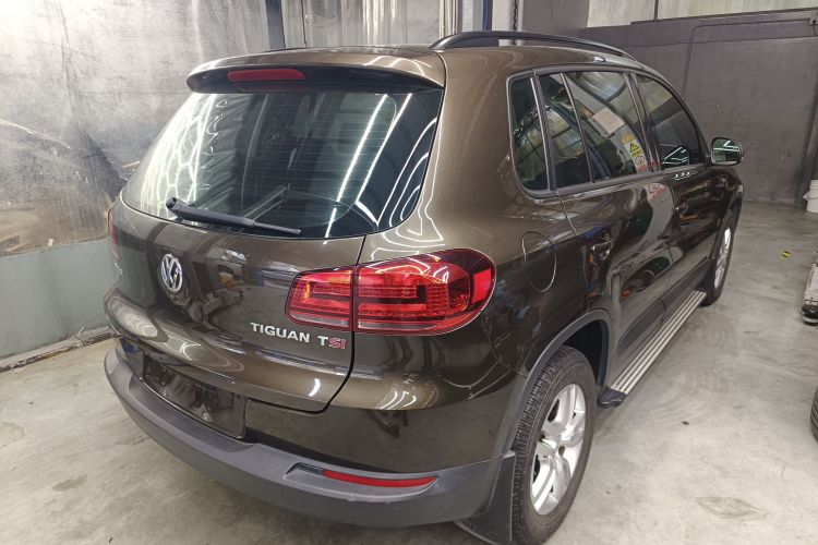 Volkswagen Tiguan 2015 car image #7