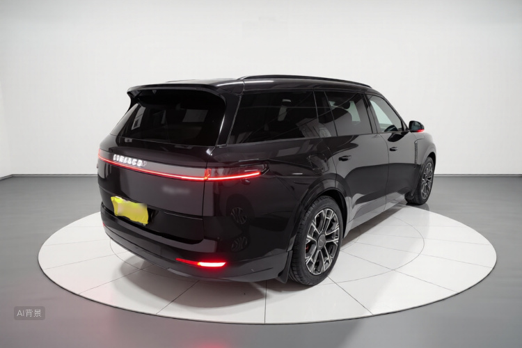 Lynk & Co 900 2025 car image #7