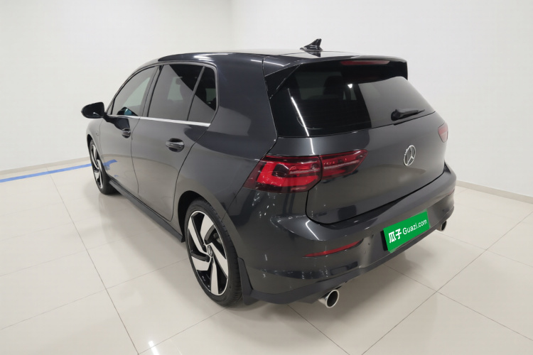 Volkswagen GolfGTI 2023 immagine di auto #7