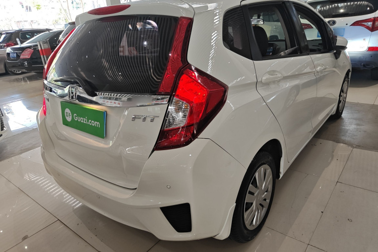 Honda Fit 2015 car image #7