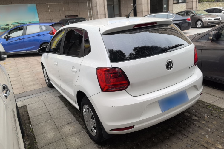 Volkswagen Polo 2017 car image #7