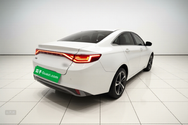 GEELY Emgrand L 2022 car image #7