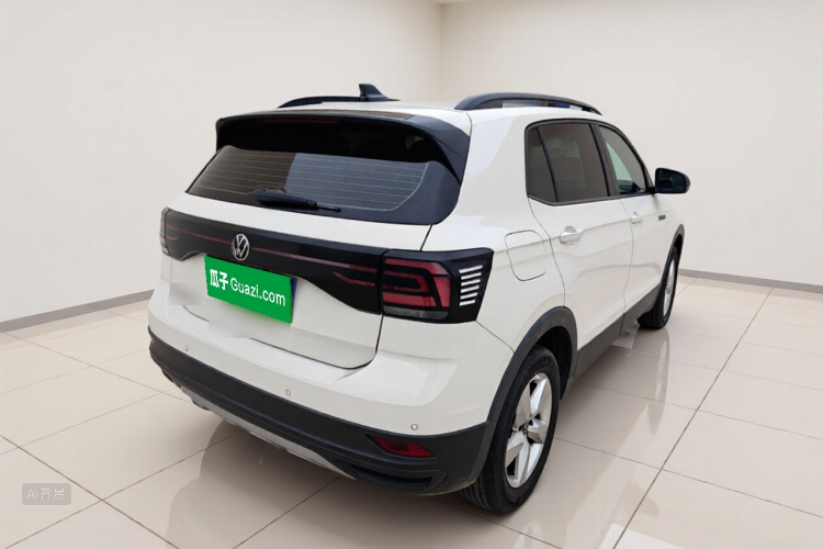 Volkswagen T-Cross 2020 car image #7