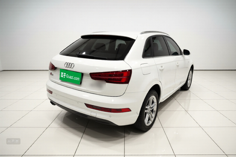 Audi Q3 2017 car image #7
