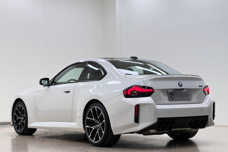 BMW M2 2026 immagine di auto #7