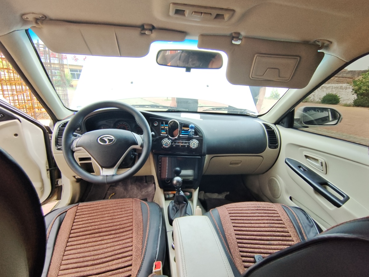 Soueast V3 Lingyue 2014 #7 Soueast V3 Lingyue 2014 car image #7