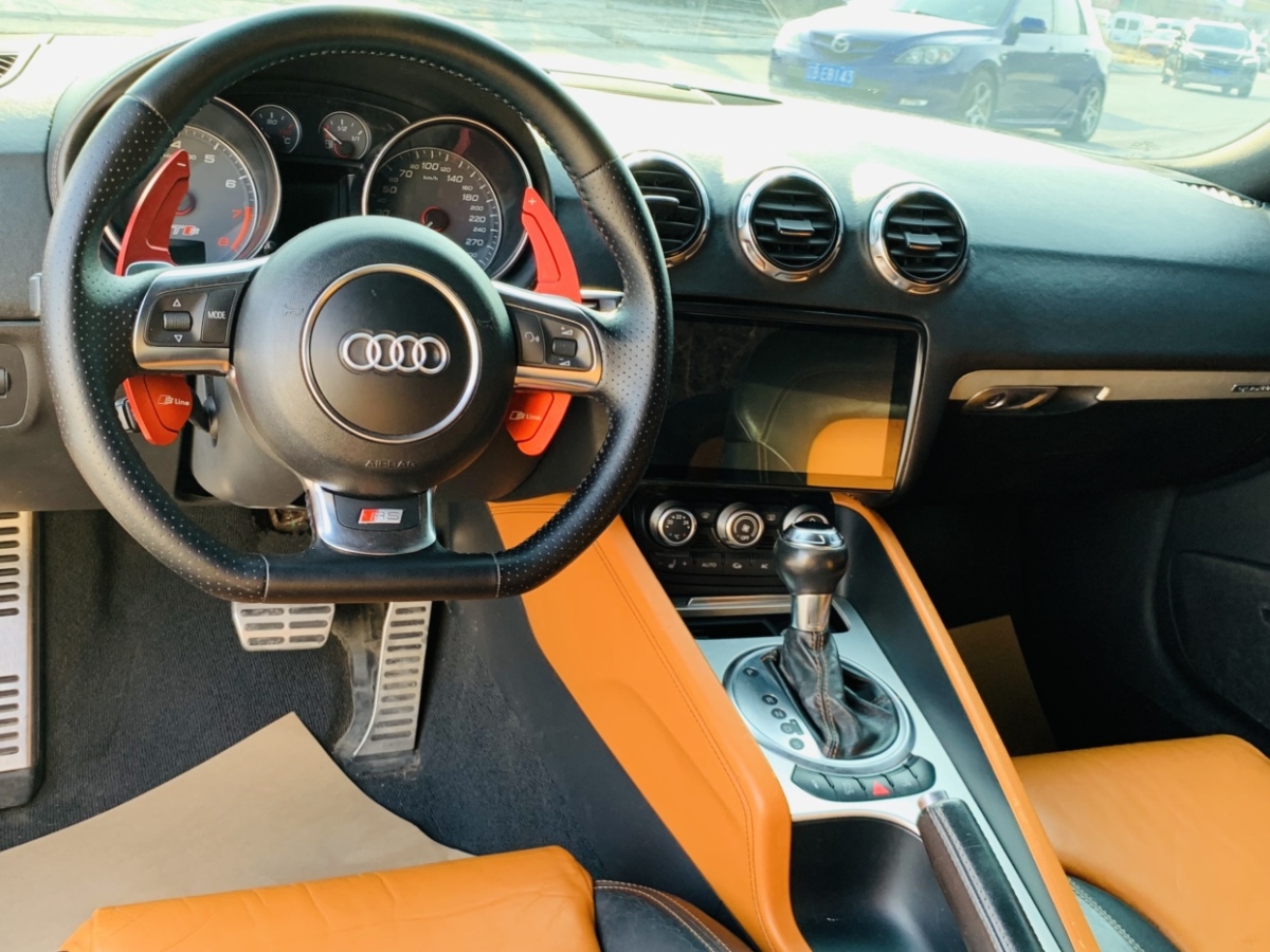 Audi TTS 2011 #7 Audi TTS 2011 car image #7