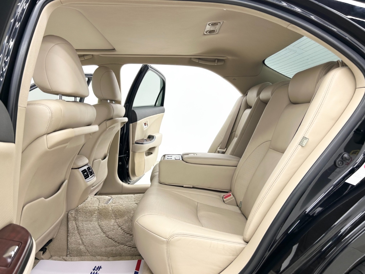 丰田 皇冠 2010 汽车图片 #7