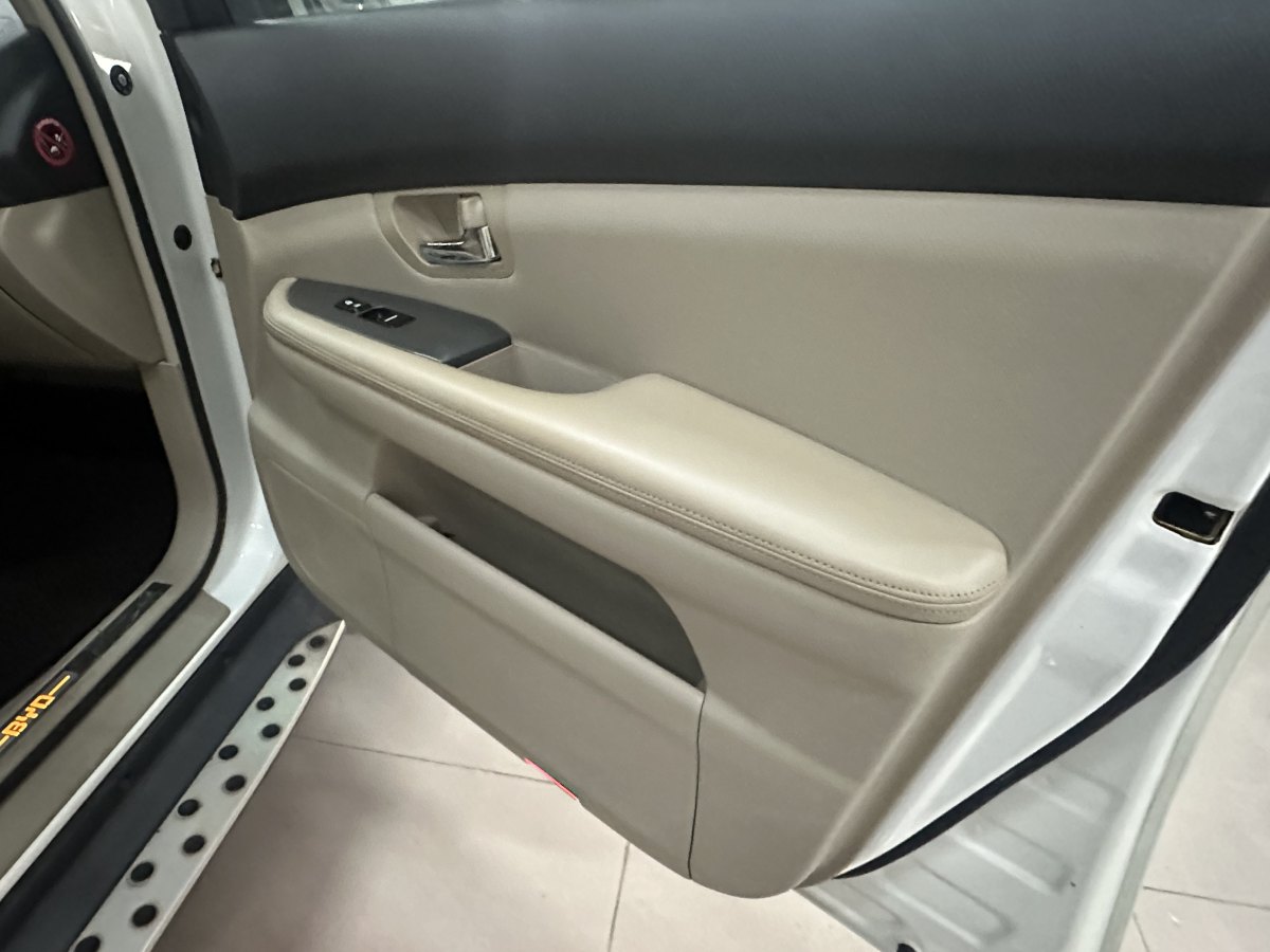 BYD S6 2014 car image #7