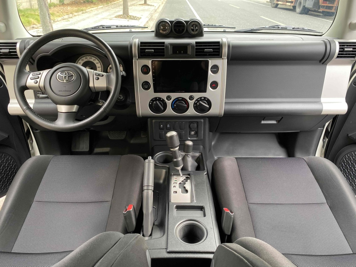 Toyota FJ Cruiser 2019 car image #7