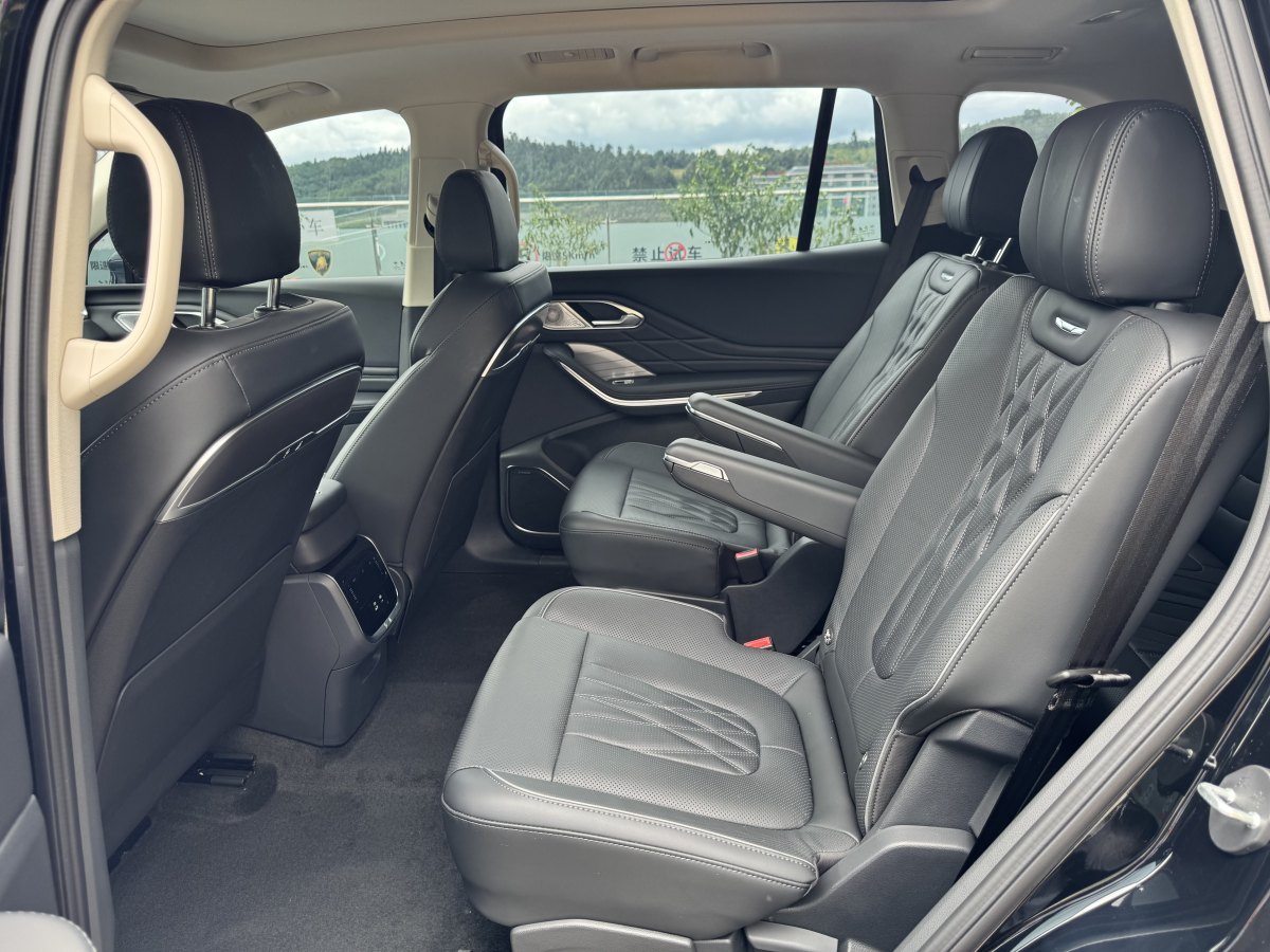 HongQi HS7 PHEV 2024 #7 HongQi HS7 PHEV 2024 car image #7