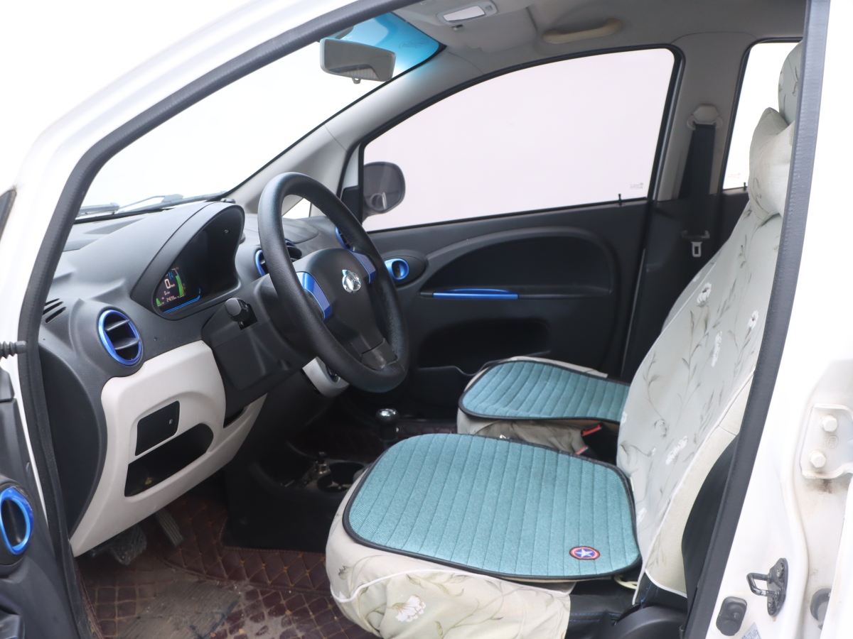 Changan BenBen MINI 2017 #7 Changan BenBen MINI 2017 car image #7