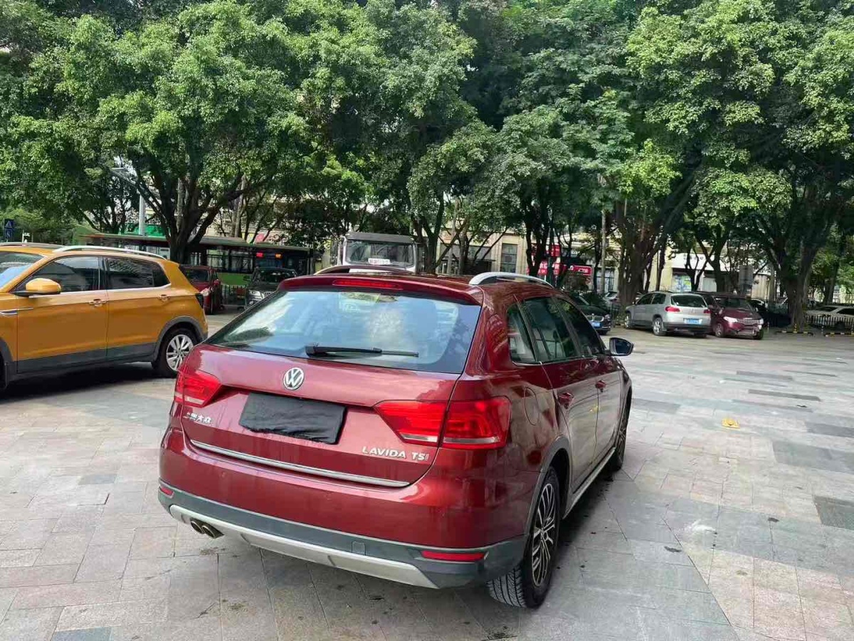 Volkswagen Cross Lavida 2014 immagine di auto #7