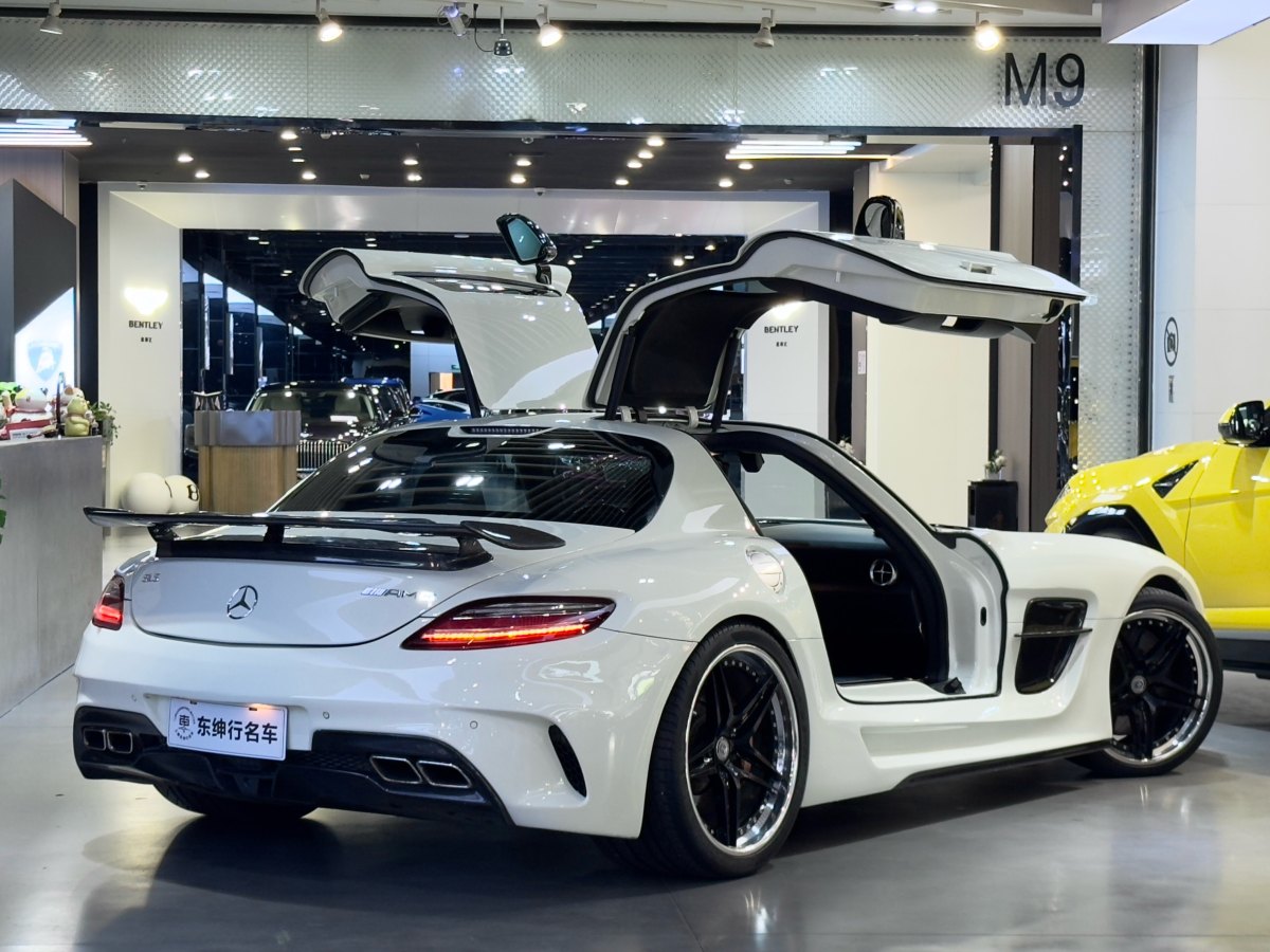 Mercedes-Benz SLS AMG 2012 car image #7