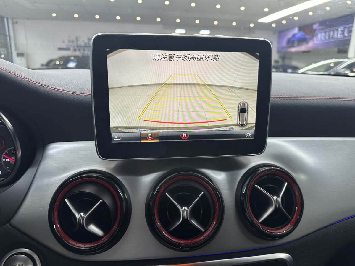 Mercedes-Benz GLA AMG 2016 car image #7