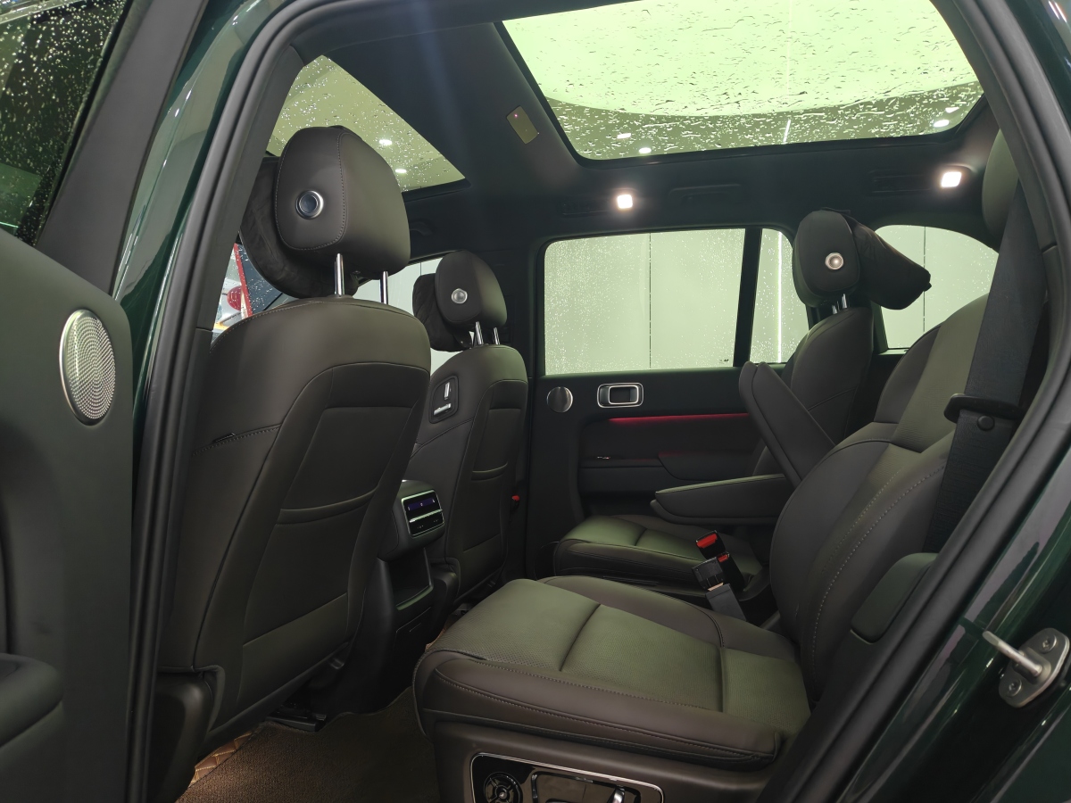 Li L8 2023 изображение автомобиля #7