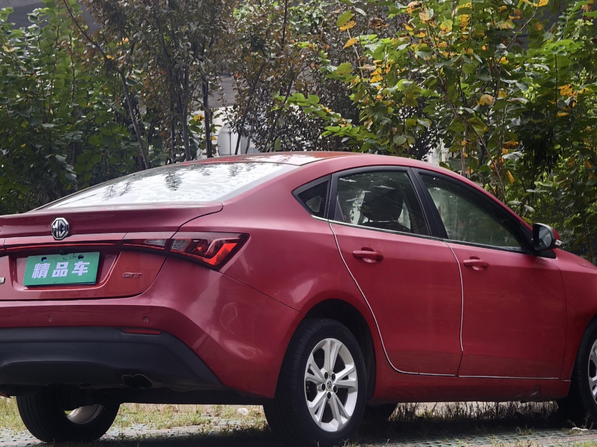 MG GT 2014 car image #7