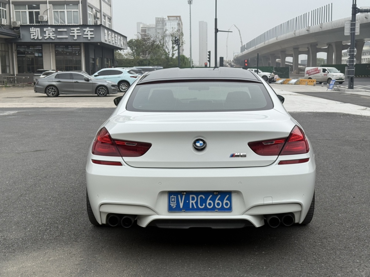 BMW M6 2013 изображение автомобиля #7