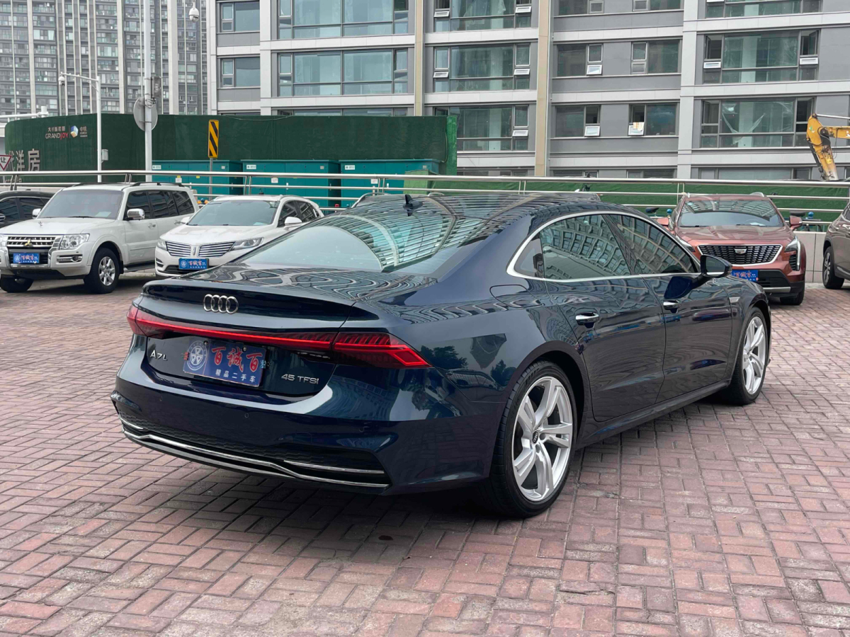 Audi Q6L Sportback e-tron 2023 car image #7