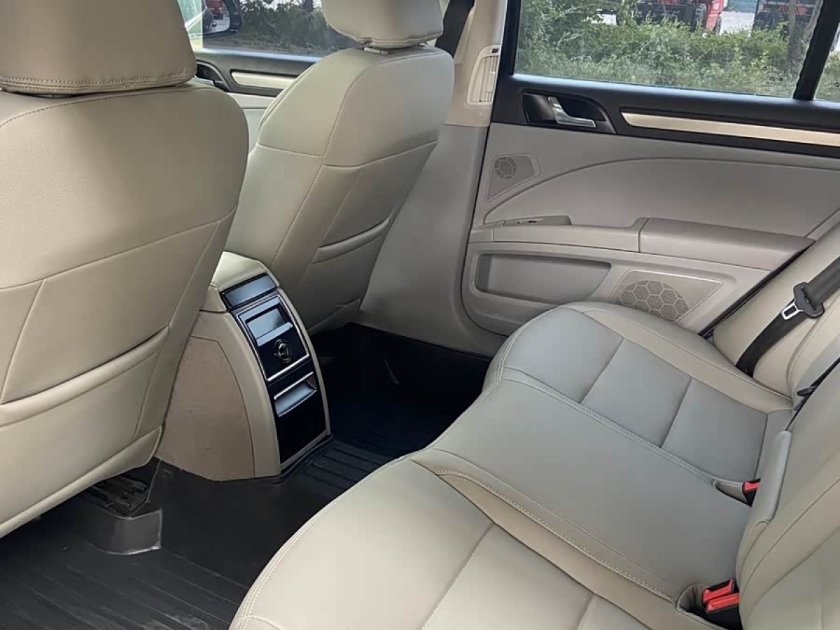 Skoda Superb 2012 صورة سيارة #7