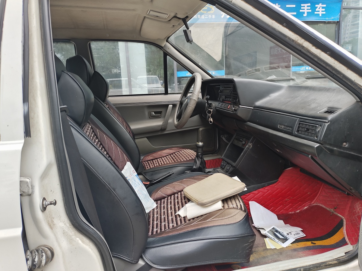 Volkswagen Santana Classic 2012 immagine di auto #7