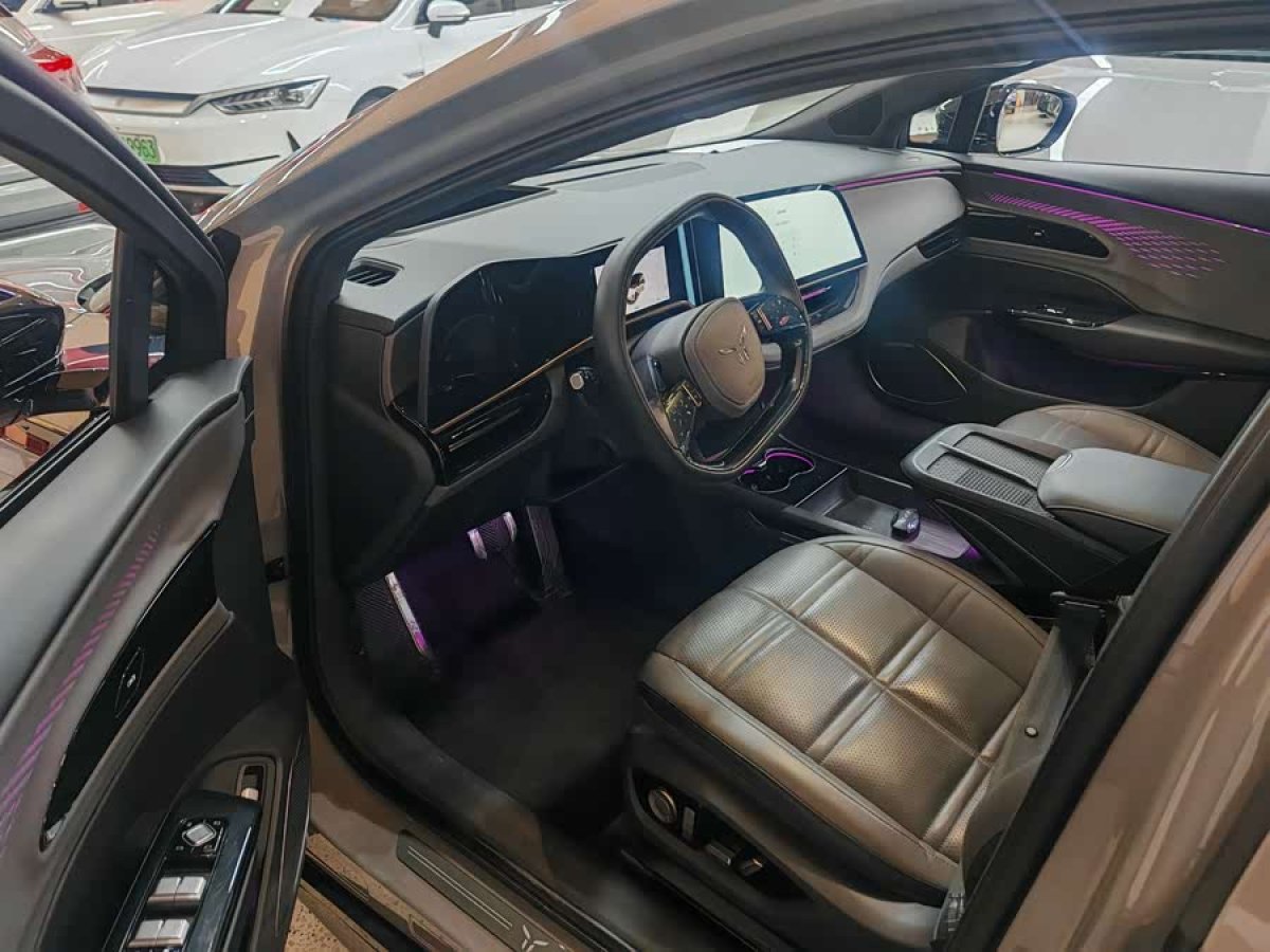 HongQi EH7 2024 car image #7