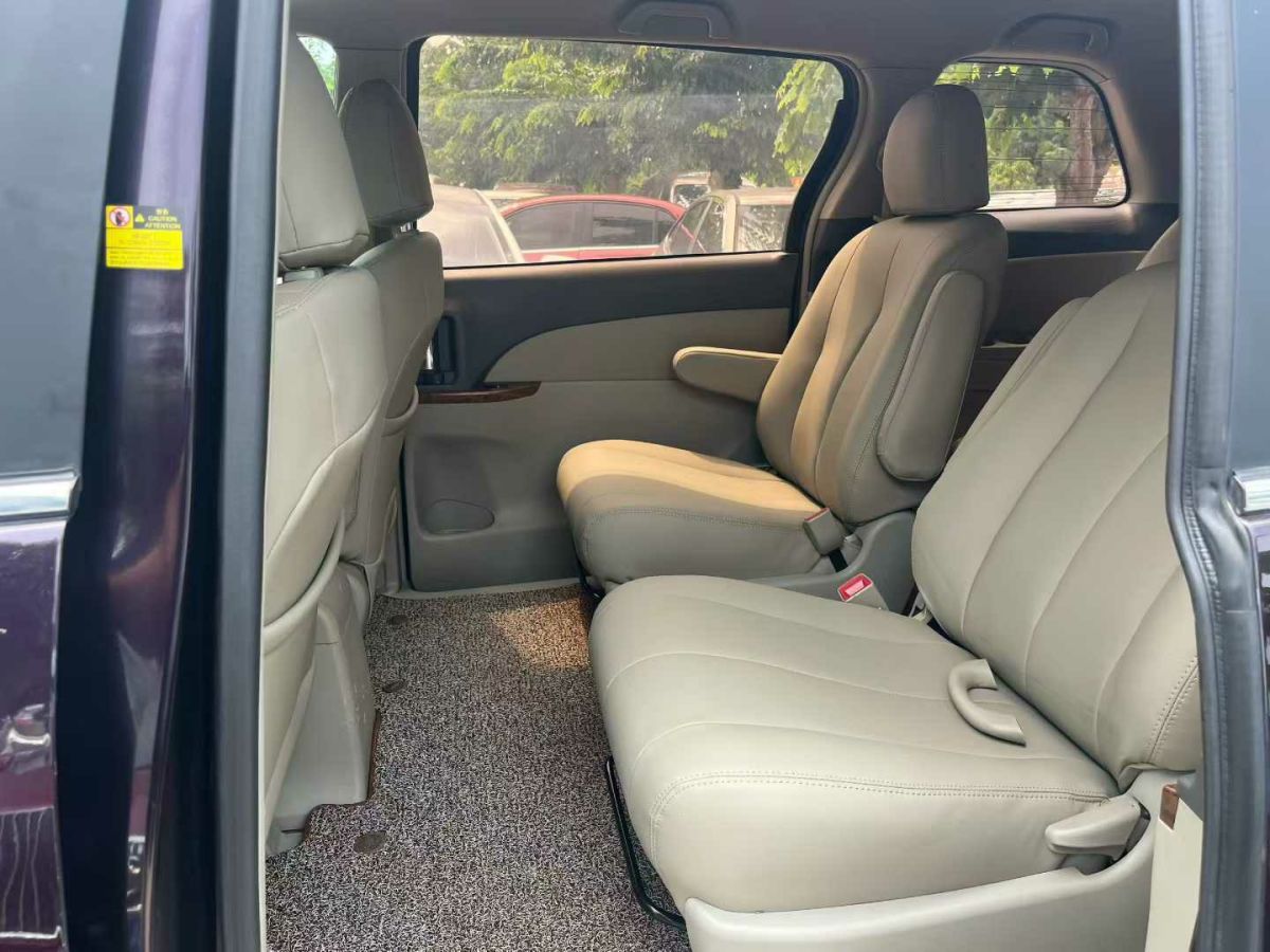 BYD M6 2016 صورة سيارة #7