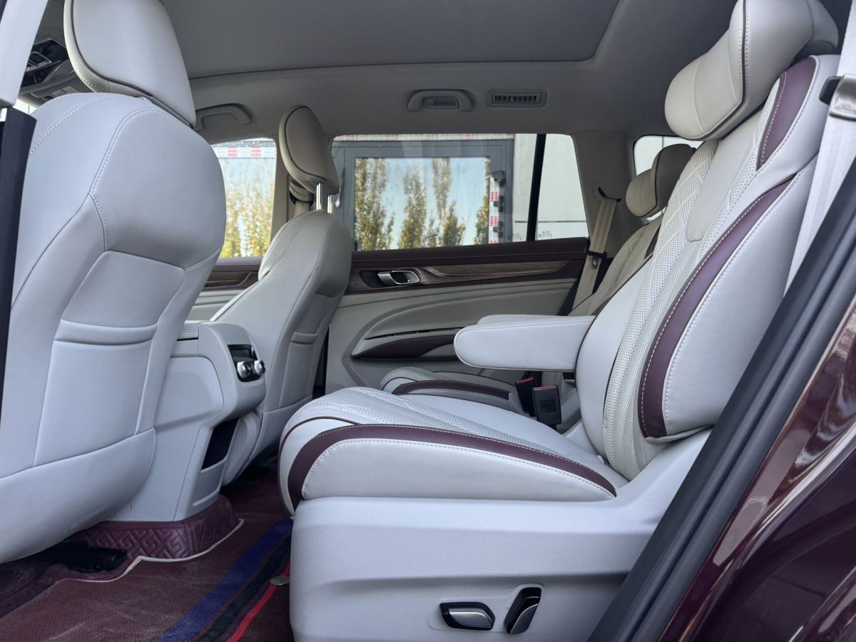 Ford Equator 2023 car image #7