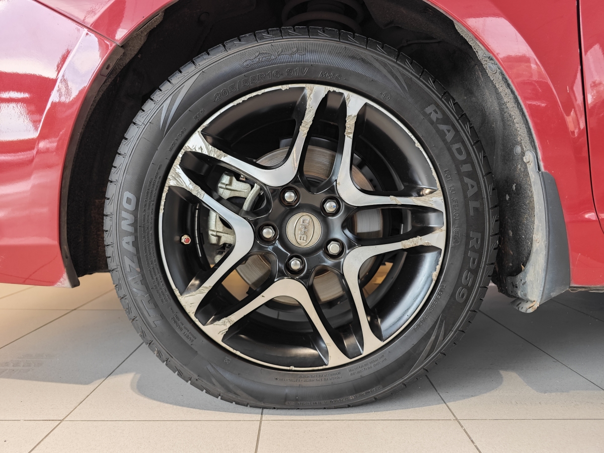 BYD G5 2016 car image #7